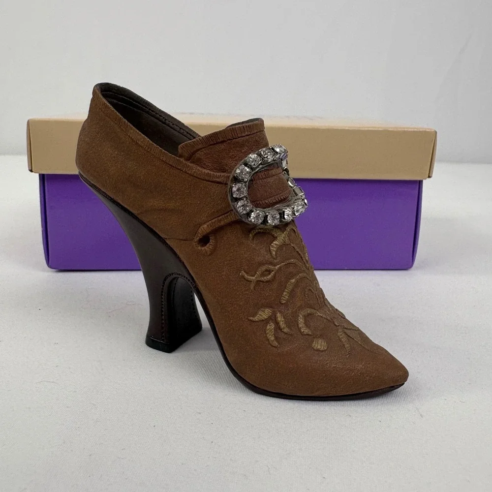 Vintage Just The Right Shoe By Raine Teetering Court 25014 1998